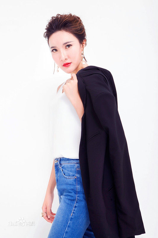 范雨彤(Lucky)最优质艺术相册