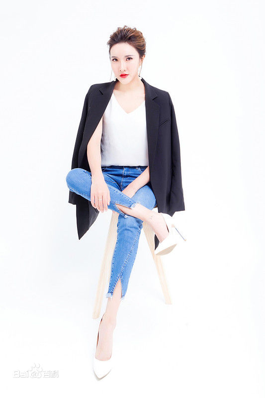 范雨彤(Lucky)最优质艺术相册