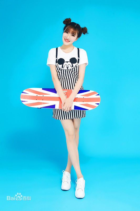 范雨彤(Lucky)最优质艺术相册