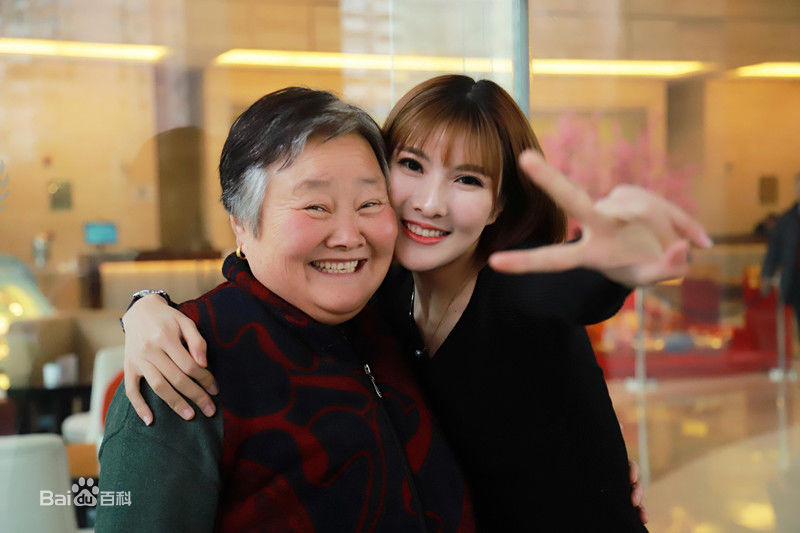 范雨彤(Lucky)日志壁纸壁纸