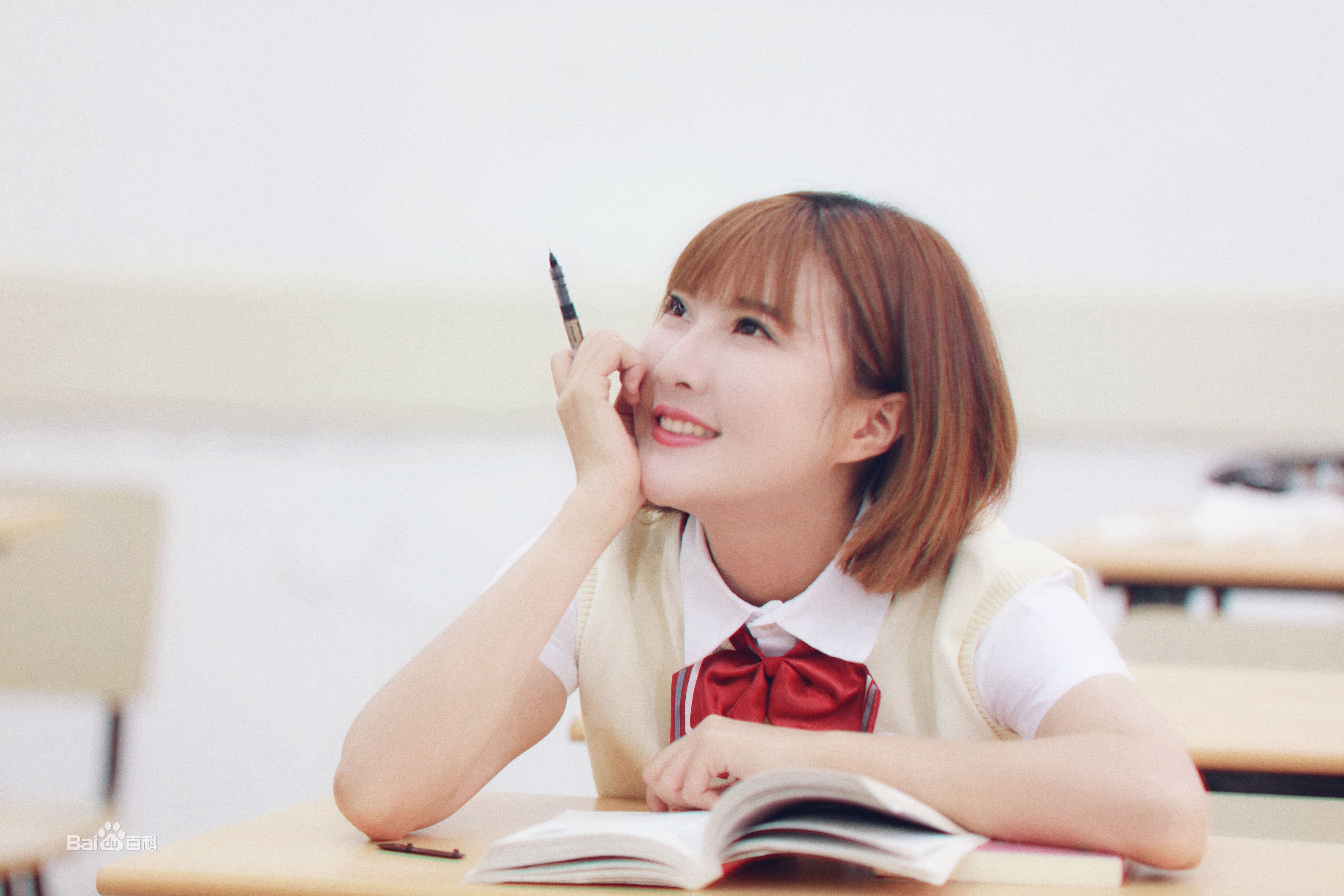 范雨彤(Lucky)生活照素颜照相册