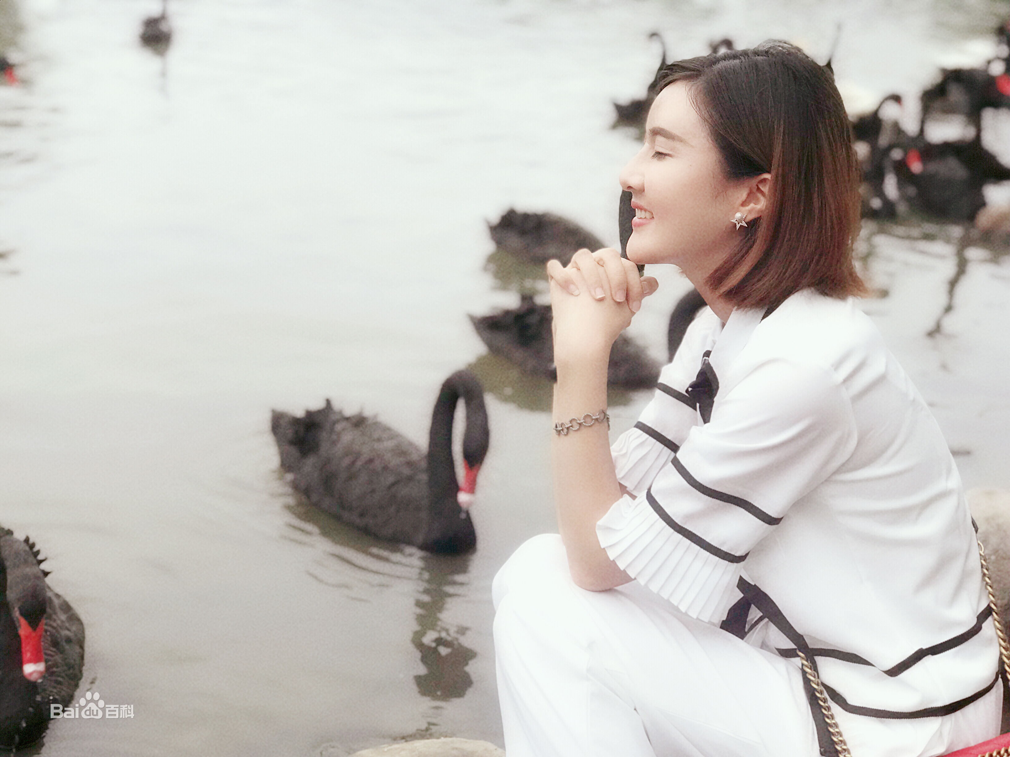 范雨彤(Lucky)生活照素颜照相册