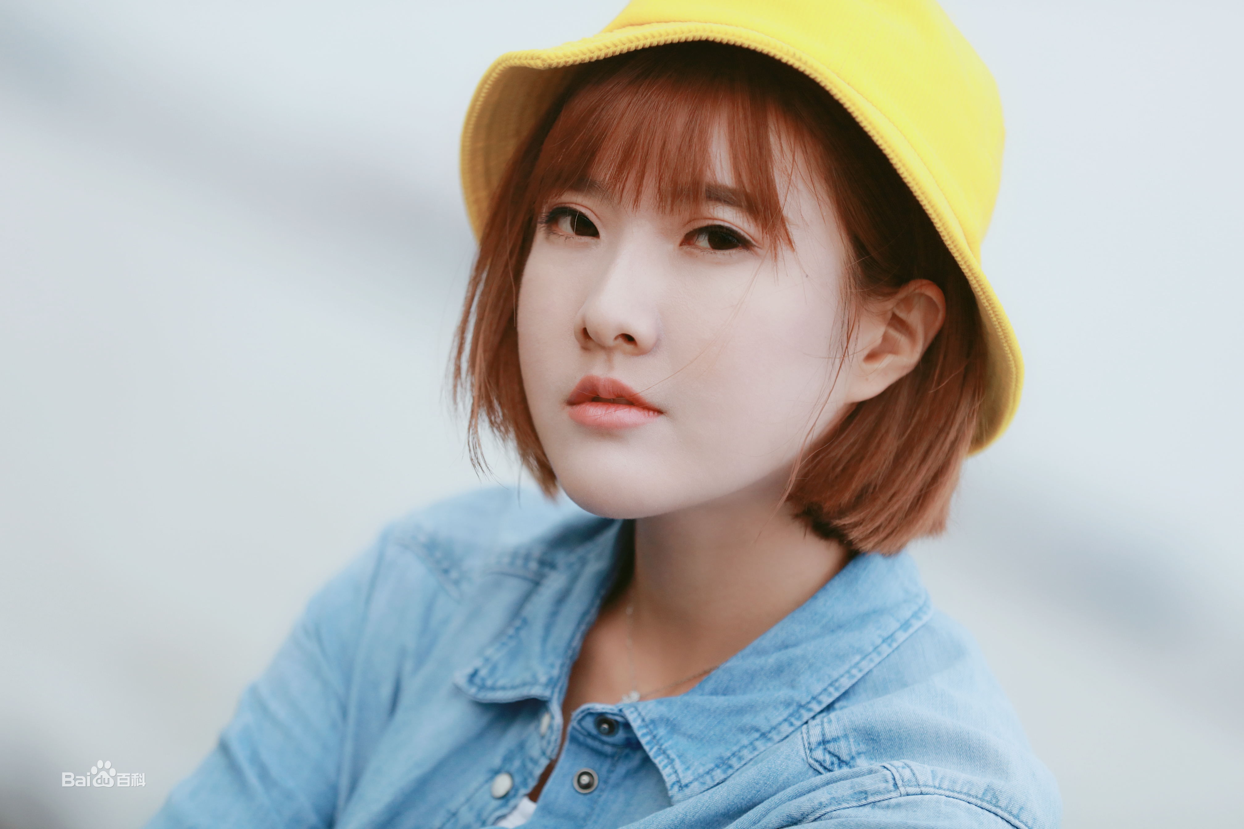 范雨彤(Lucky)生活照素颜照相册