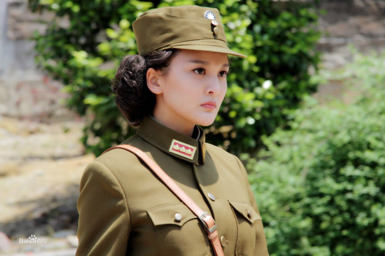 最新吴谨西性感图片