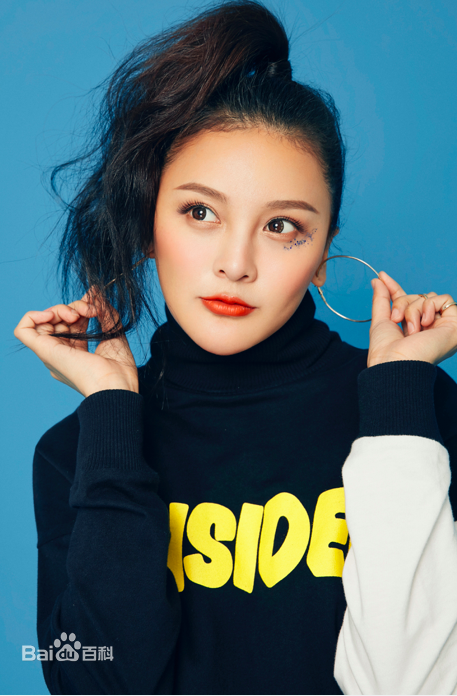 最新吴谨西性感图片