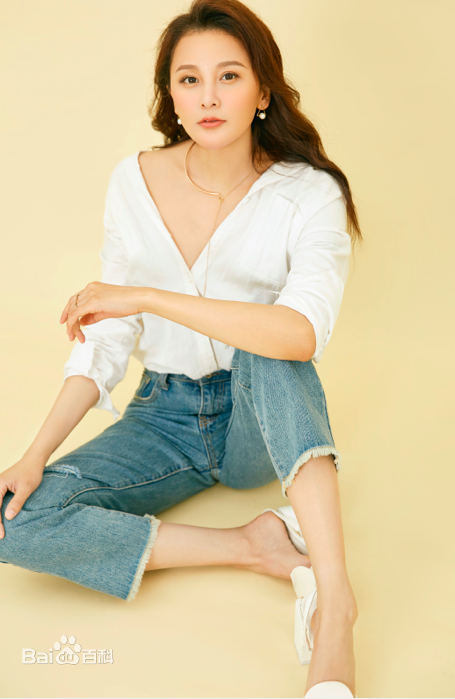 最新吴谨西性感图片