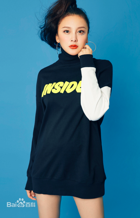 最新吴谨西性感图片