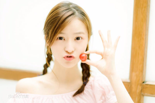 王佳宇最新照片性感图片图集