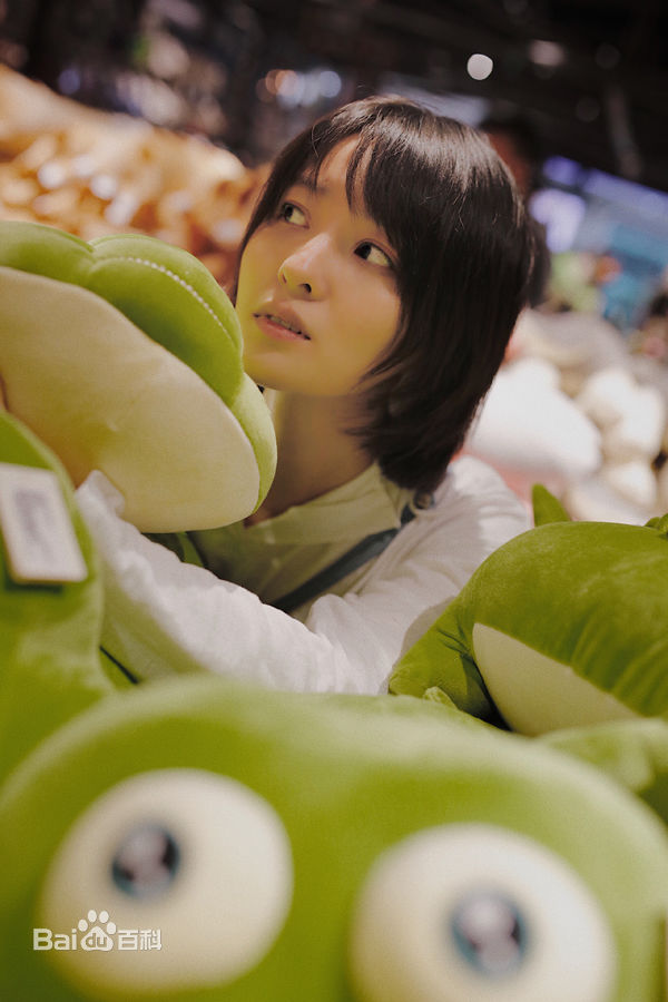 王佳宇生活照素颜照相册