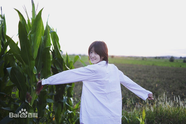 王佳宇生活照素颜照相册