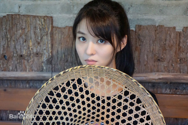 王佳宇生活照素颜照相册