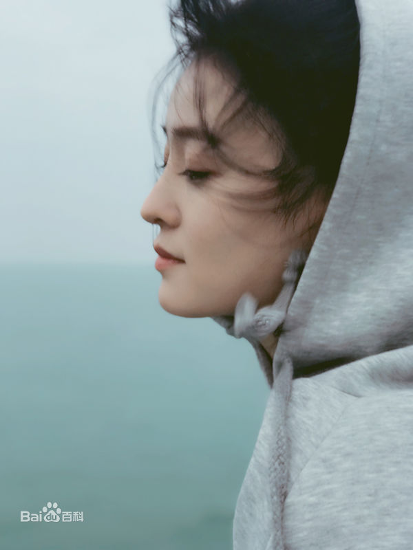 王佳宇生活照素颜照相册