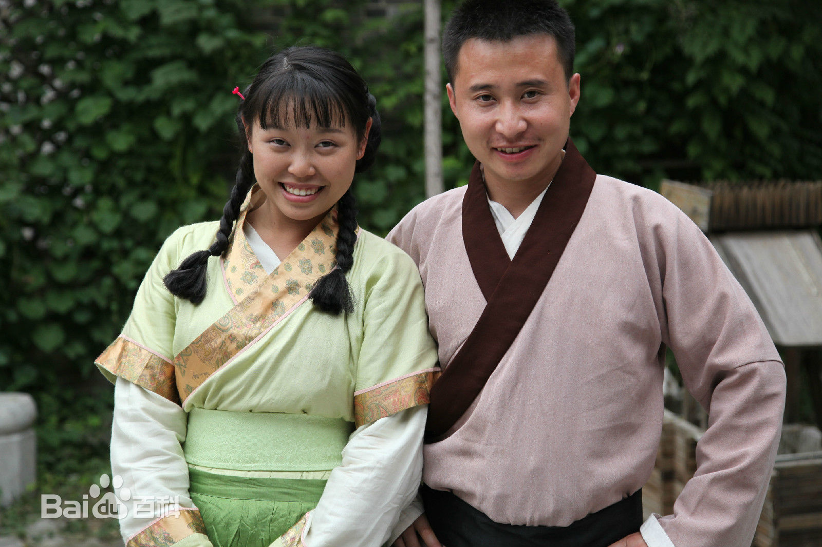 廖娟(Amy)合影性感图片图集