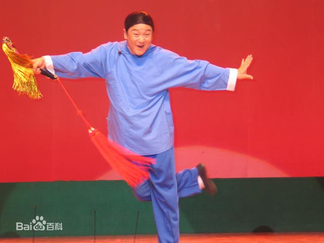 武利平舞台上的图片图册