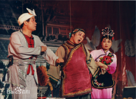 武利平舞台上的图片图册