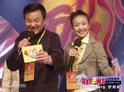 武利平舞台上的图片图册