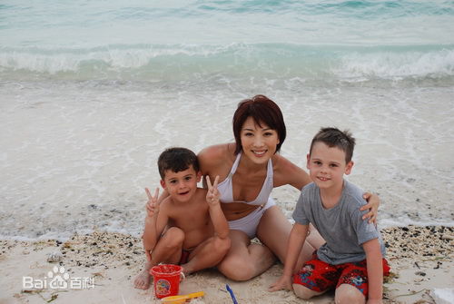 徐菁遥在马尔代夫图片图集