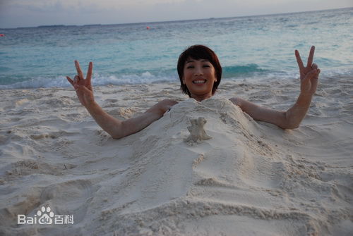 徐菁遥在马尔代夫图片图集