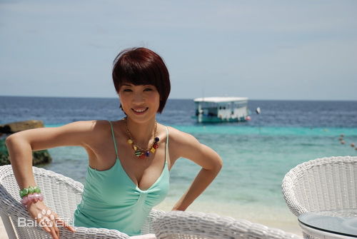徐菁遥在马尔代夫图片图集