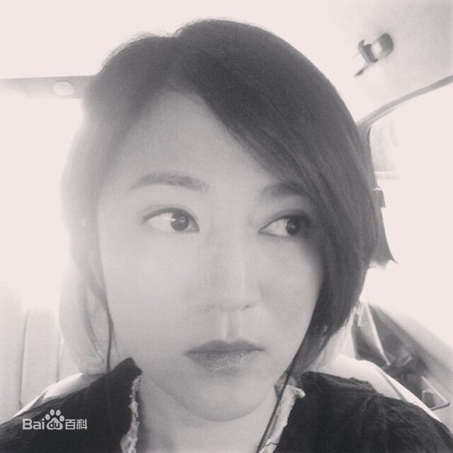 鲍莉个人照片素颜照壁纸