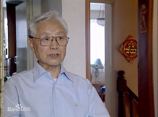 最新严翔性感图片