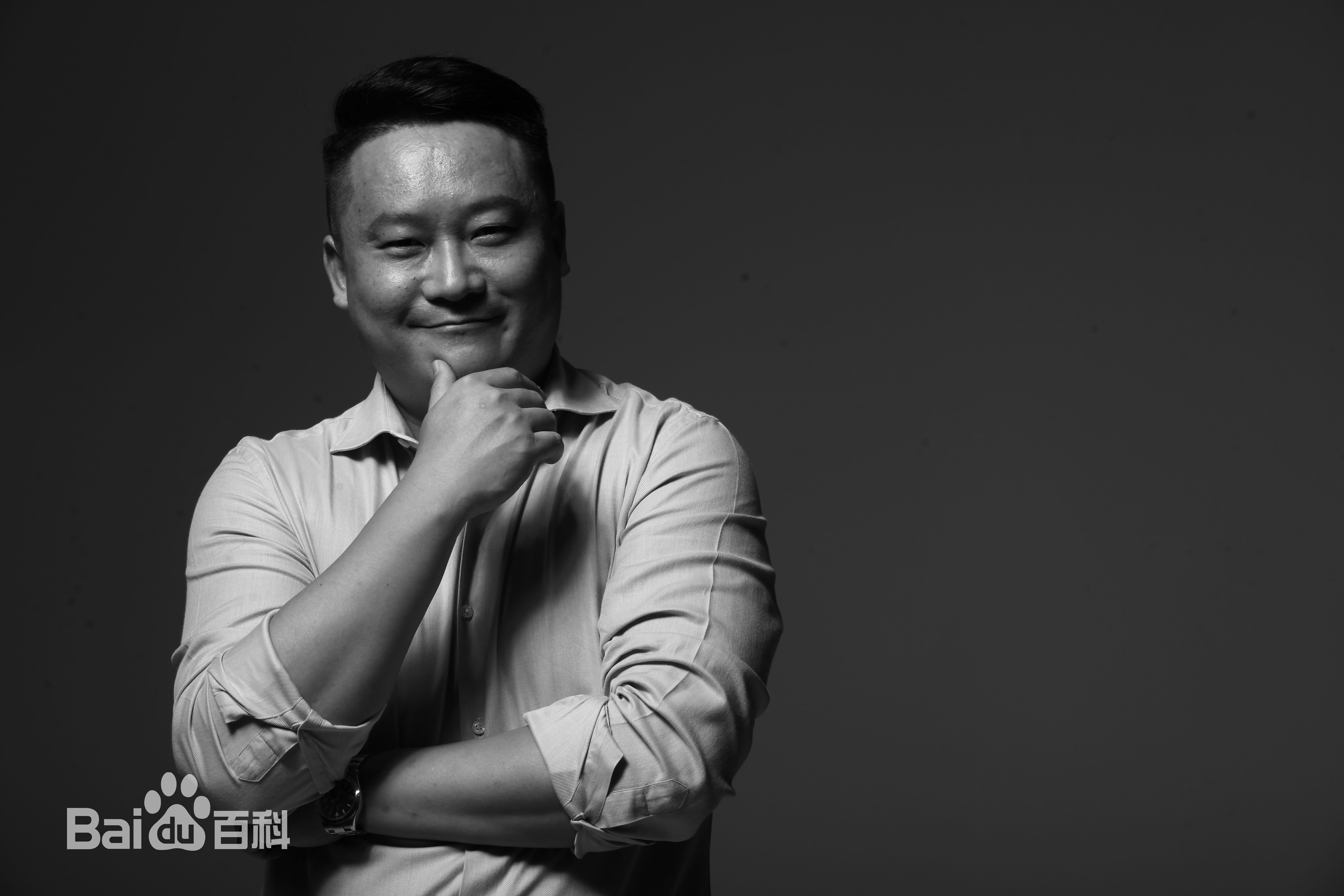 李依璠导演图册