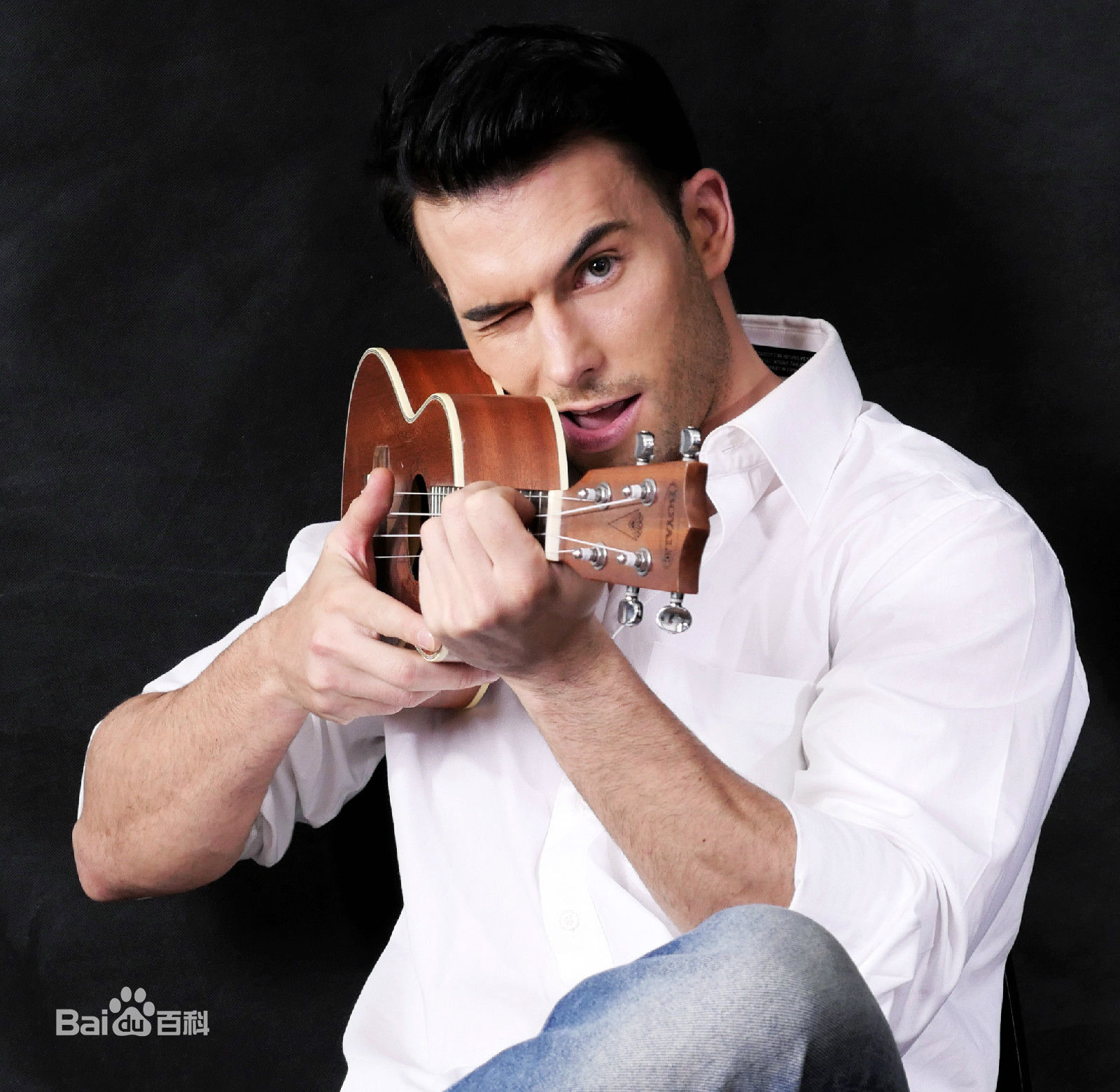 罗伟(Robert Gilabert Cuenca)最全人物相册