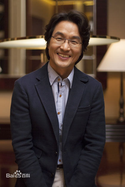 韩石圭()前后照片