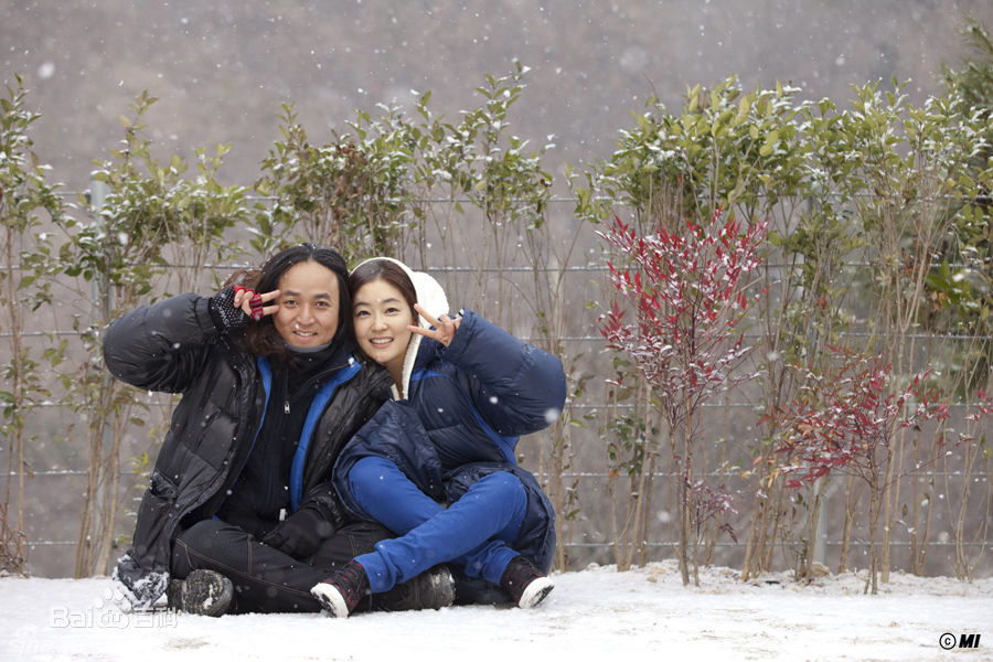 最新朴真熙()精彩图册