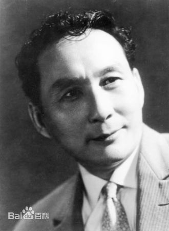 最新郑君里性感图片