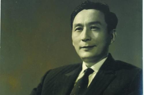 高清郑君里图片