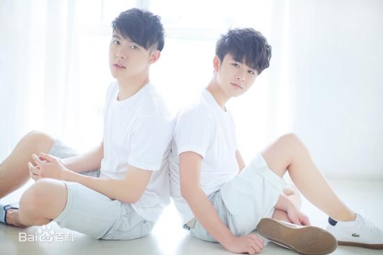 最全朱元冰(Ryan)在单曲《彩虹物语》中的相册