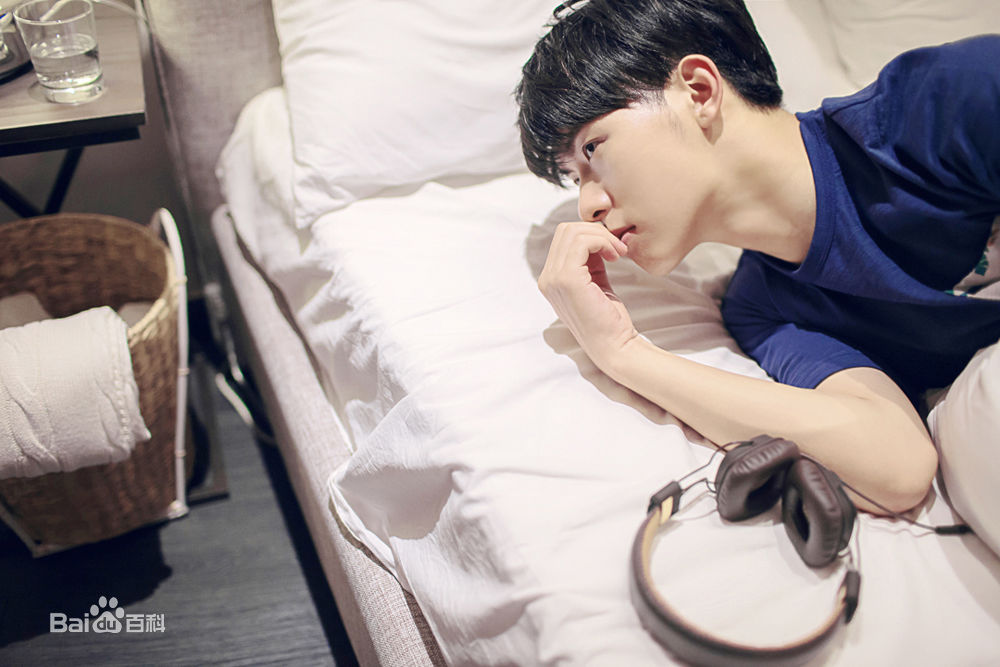 最新朱元冰(Ryan)性感图片