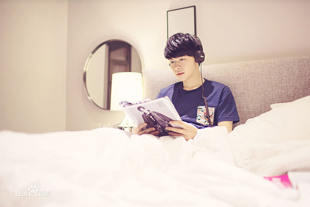 最新朱元冰(Ryan)性感图片