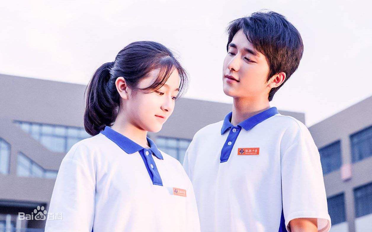 最新李兰迪在《你好，旧时光》余周周中的壁纸