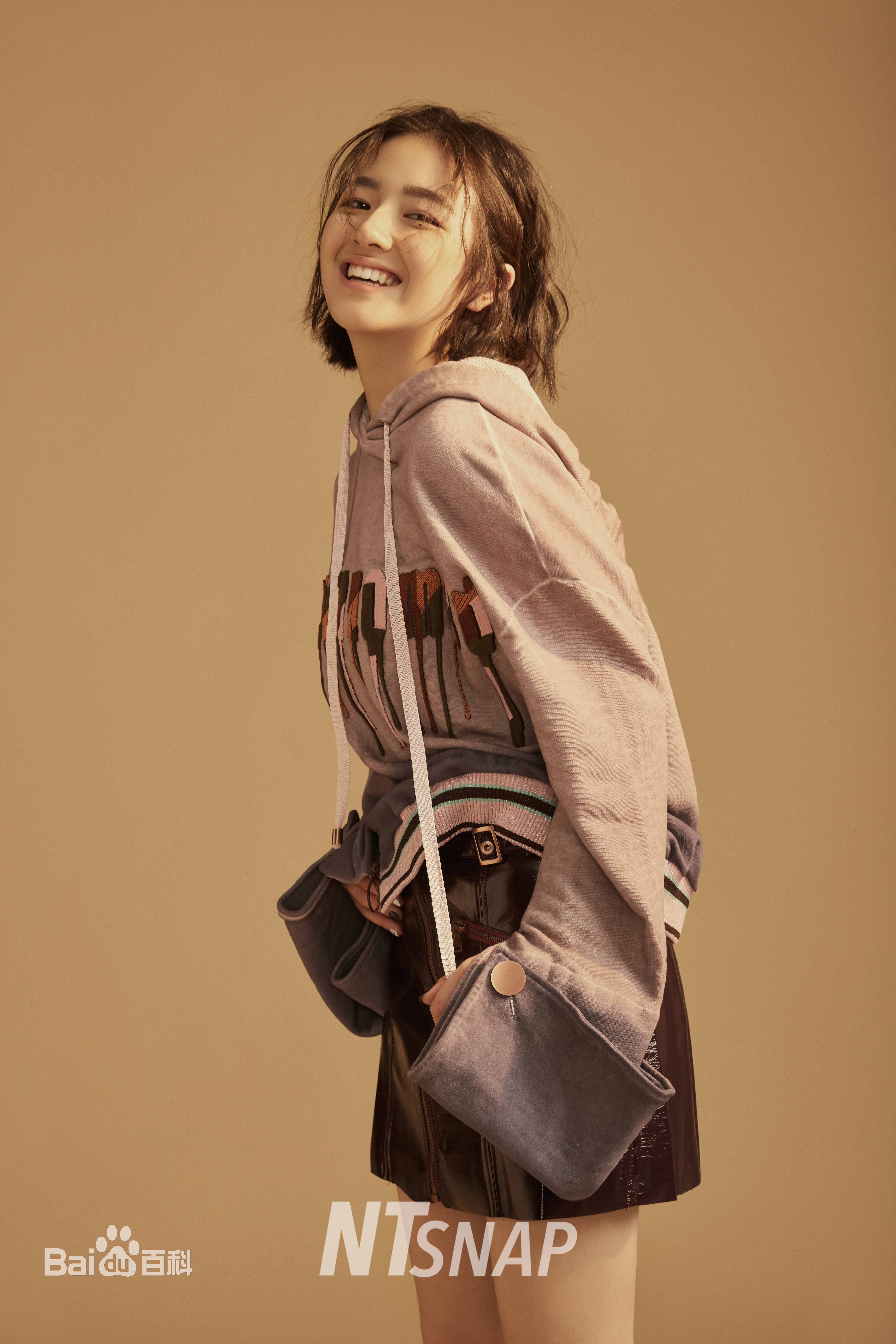 李兰迪在《NTsnap》时尚大片中的