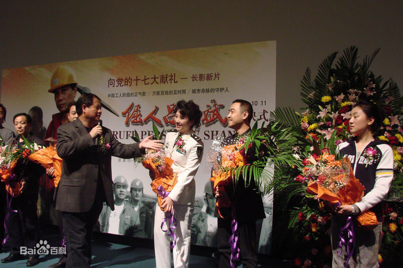 张汇仓(Chris)最新生活及照图集