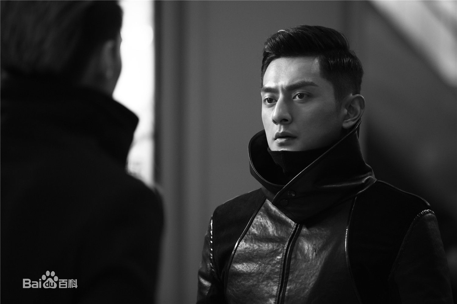 最新梁大维(David.L)在《执念师》王大锁中的壁纸