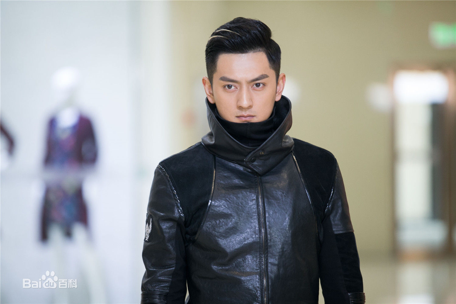 最新梁大维(David.L)在《执念师》王大锁中的壁纸