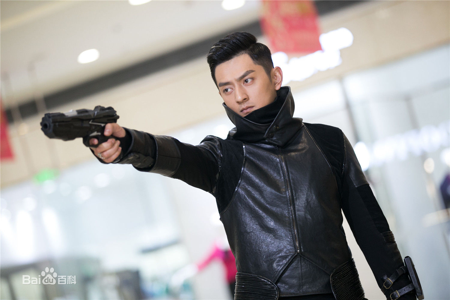 最新梁大维(David.L)在《执念师》王大锁中的壁纸