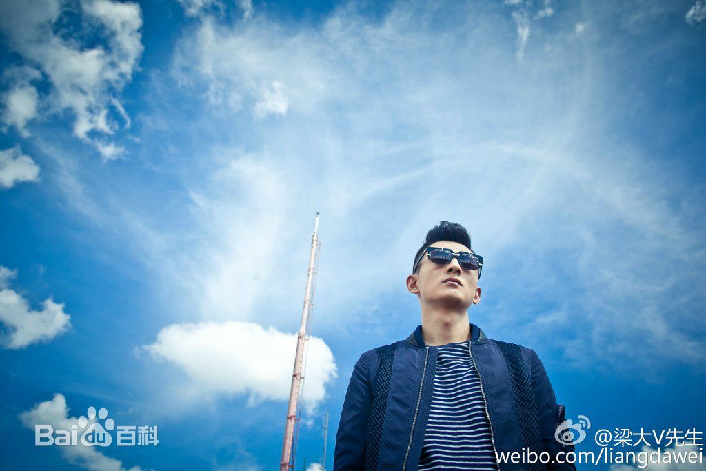 梁大维(David.L)生活图集前后照片