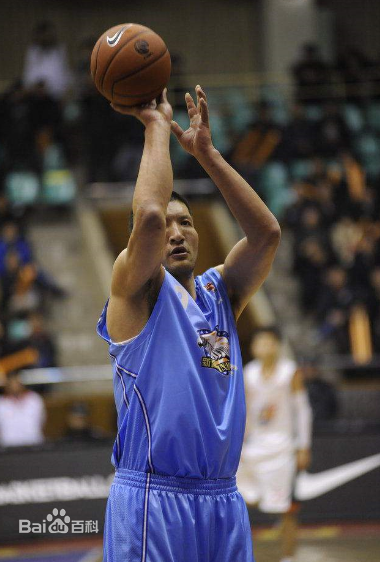 蒙克·巴特尔(Mengke Bateer（英文）/Мнхбаатар（蒙古语）)CBA时期性感图片图集