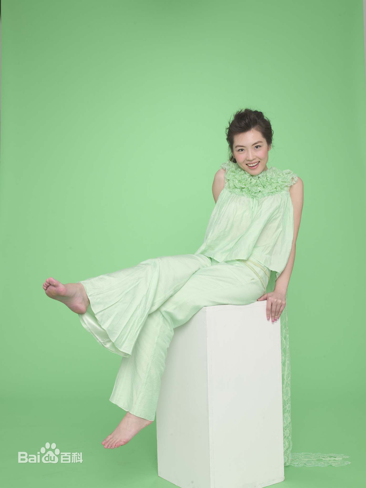 王媞(Katy)青色系活力图片图册