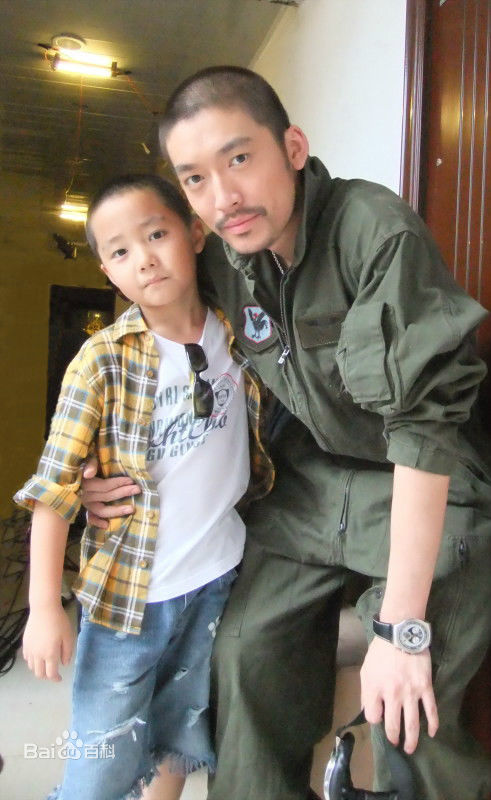 冯邵一(Johnny)【云上的诱惑】◆ 石头素颜照相册