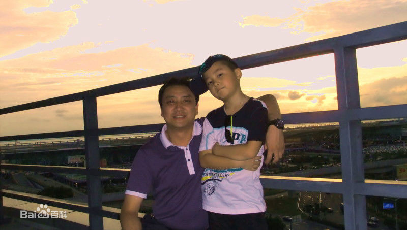 冯邵一(Johnny)【云上的诱惑】◆ 石头素颜照相册