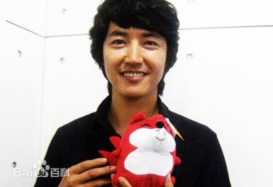 最新尹相铉()性感图片