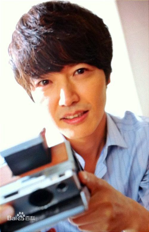 最新尹相铉()性感图片