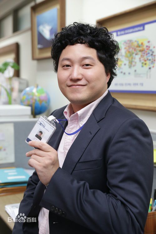 金大明()前后照片