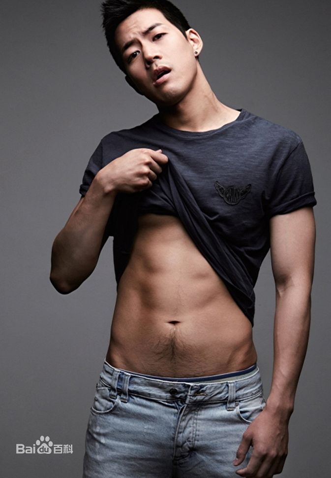 李尚允()图册图册