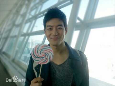 李尚允()图册图册